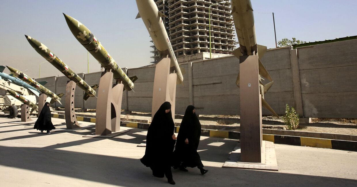 Женщины в Тегеране, Иран