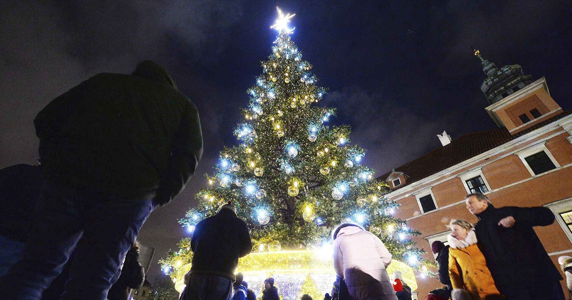 Рождественская елка в Варшаве - ИноСМИ, 1920, 17.12.2021
