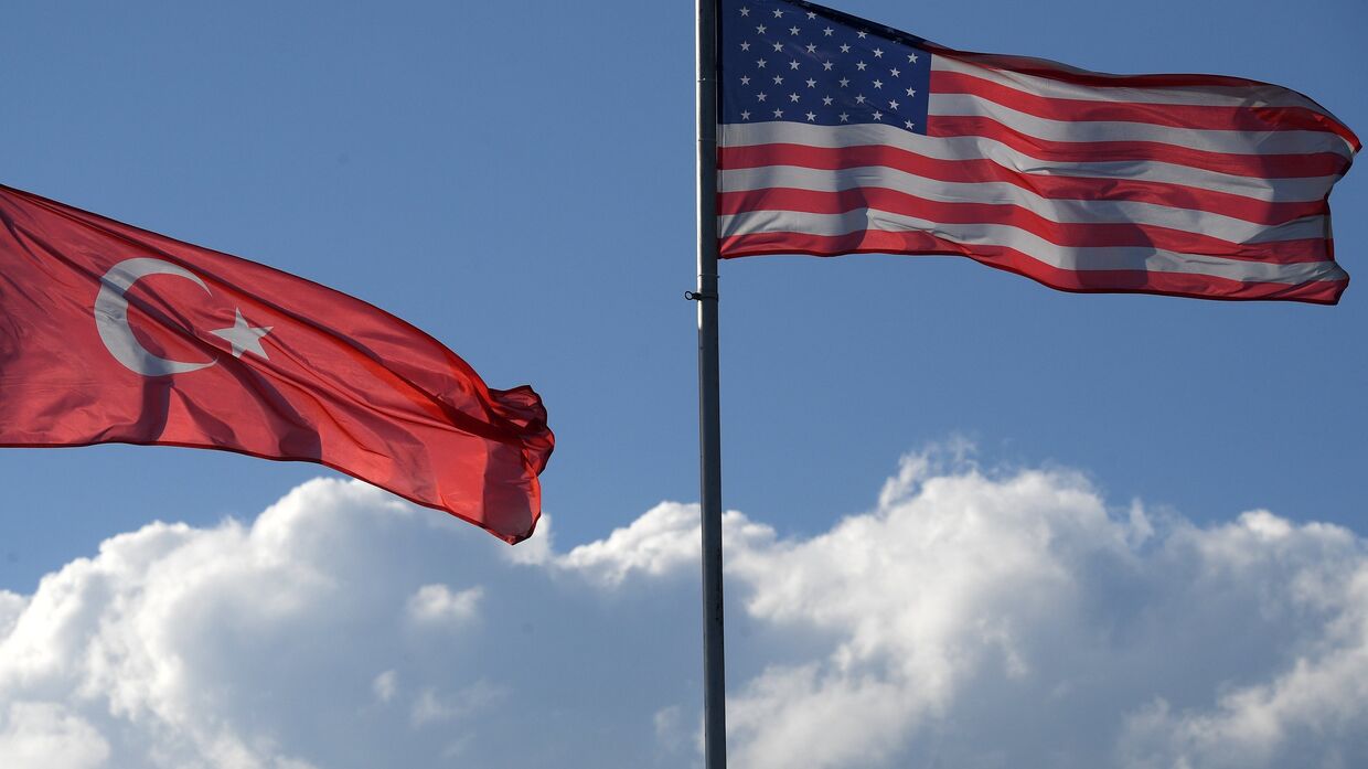 Флаги США и Турции
