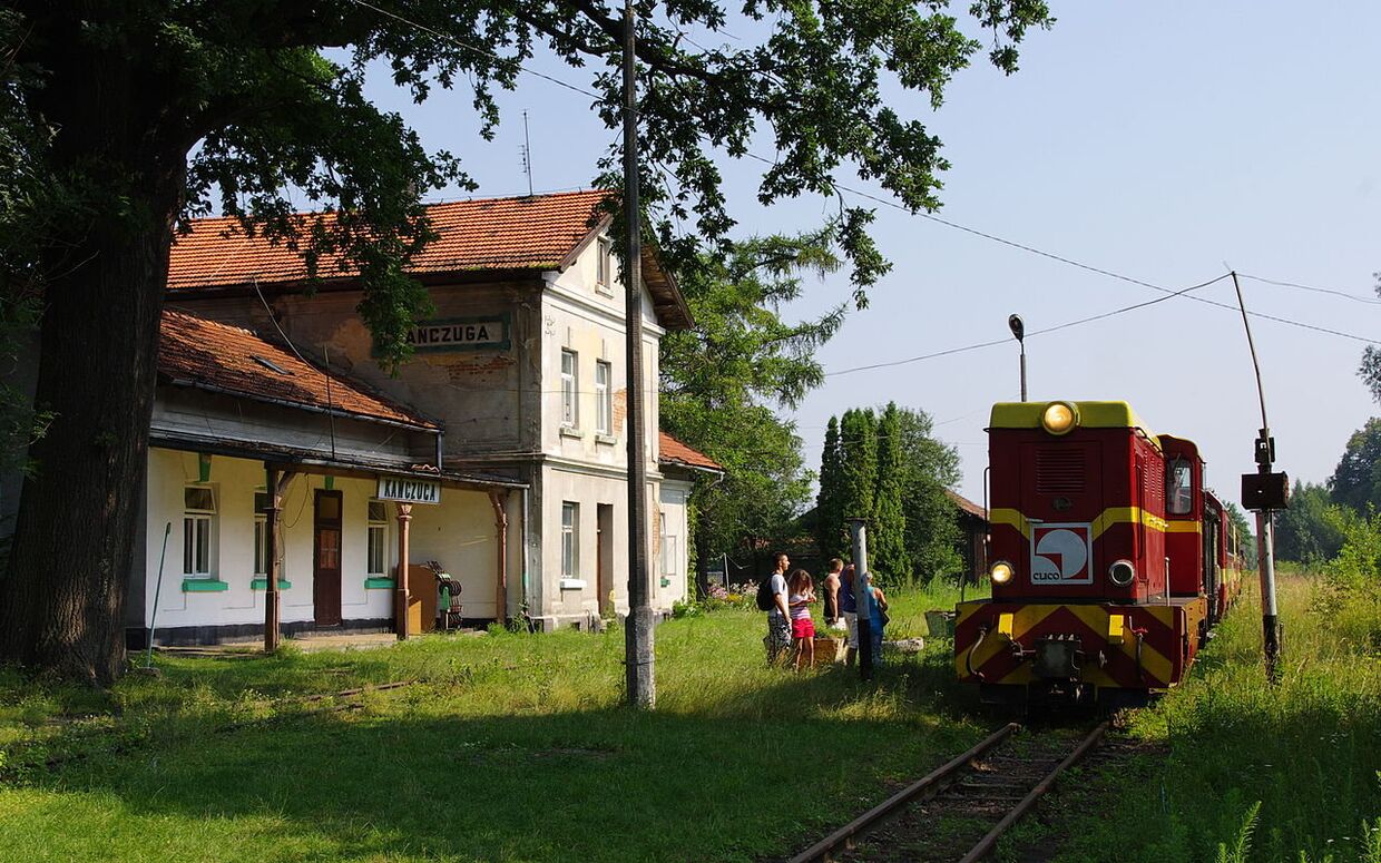 Железнодорожная станция в городе Каньчуга, Польша