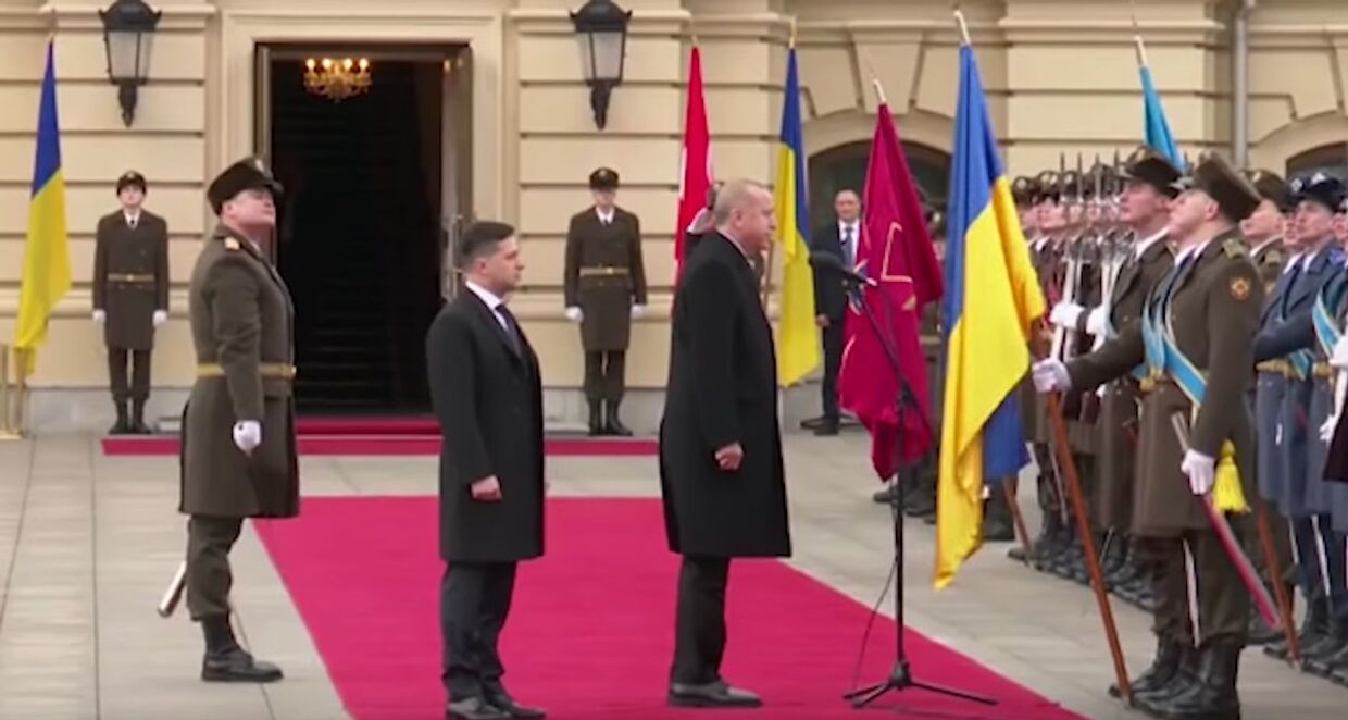 «Слава Украине» - Эрдоган поприветствовал почетный караул в Киеве