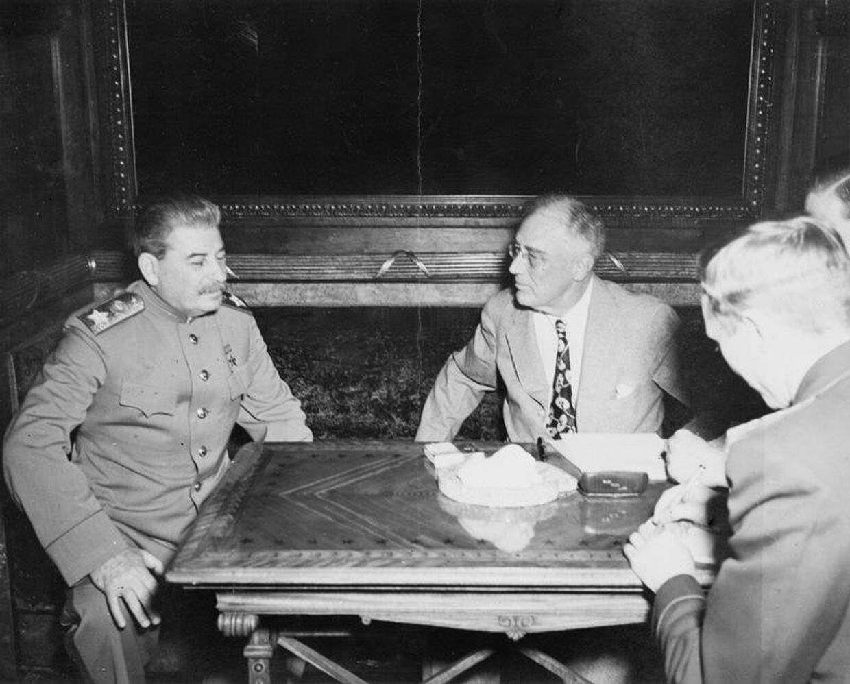 Ялтинская конференция, 1945 год