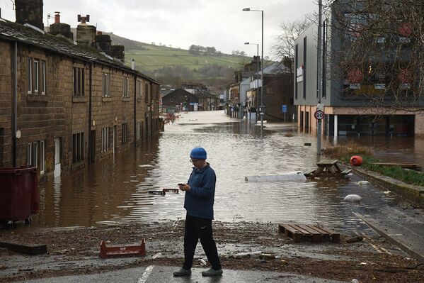 Наводнение в Мифолмройде, Великобритания