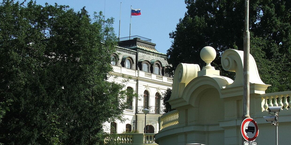 Посольство РФ в Праге, Чехия