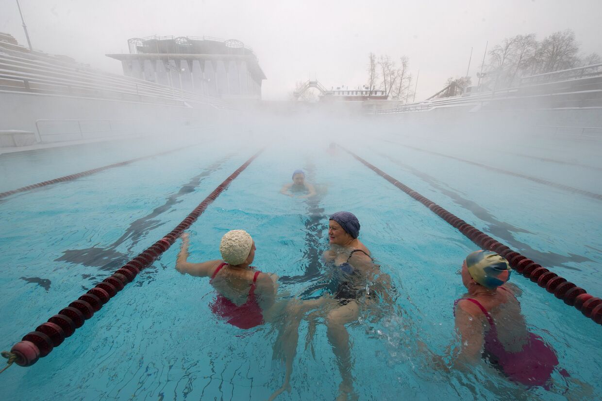Открытый бассейн Чайка в Москве