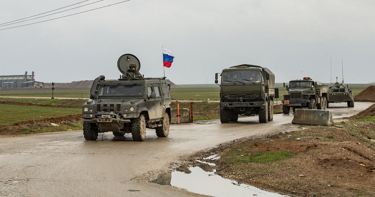Российский военный конвой в сирийской провинции Хасаке