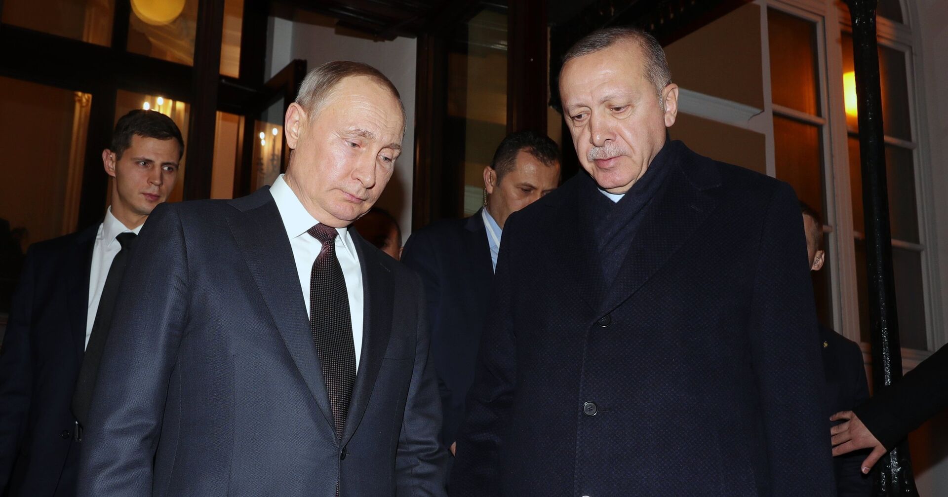Президент РФ В. Путин встретился с президентом Турции Р. Эрдоганом - ИноСМИ, 1920, 30.09.2021
