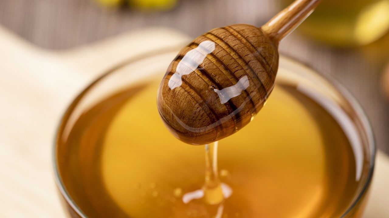 Как различить настоящий мед от подделок: тестирование и советы