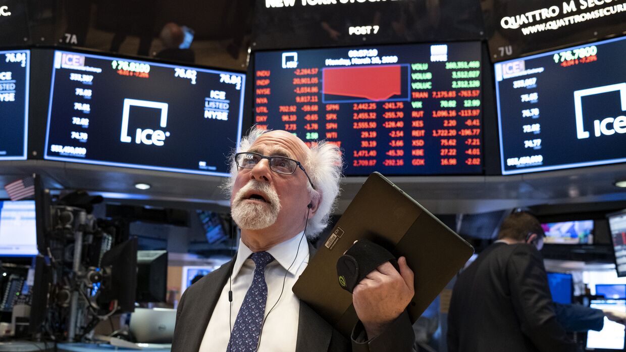 Трейдер Питер Тачман на Нью-Йоркской фондовой бирж