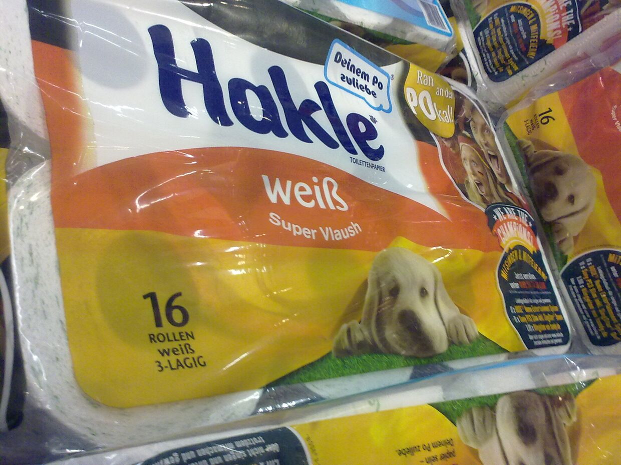 Туалетная бумага Hakle в магазине, Германия