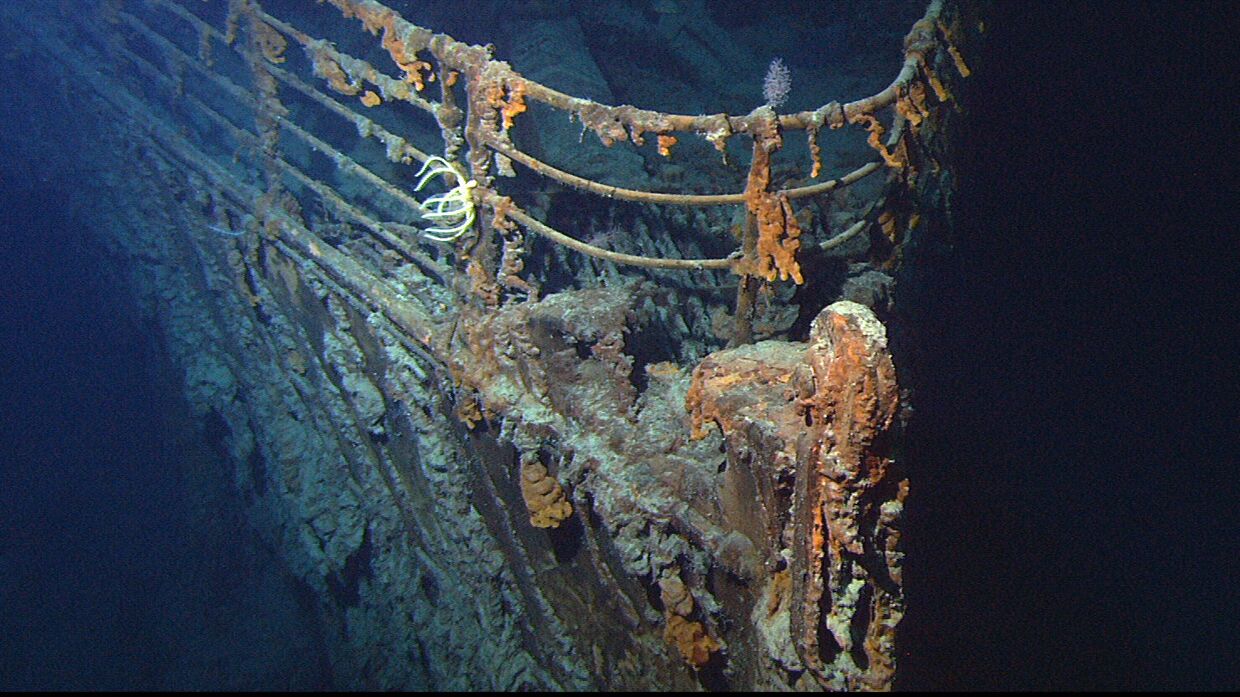 Нос «Титаника» в 2004 году