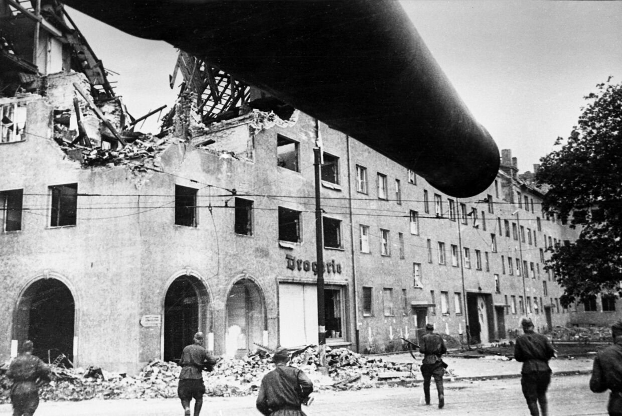 Великая Отечественная война 1941-1945 гг. Бои на улицах Берлина. Апрель-май 1945 года.