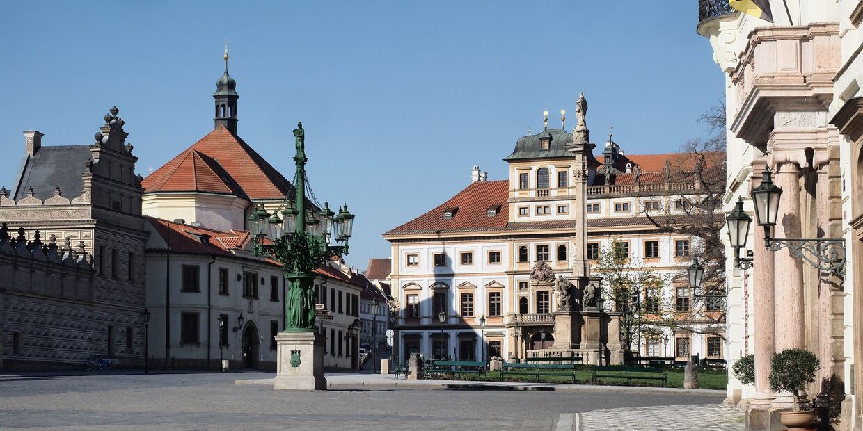Градчанская площадь в Праге