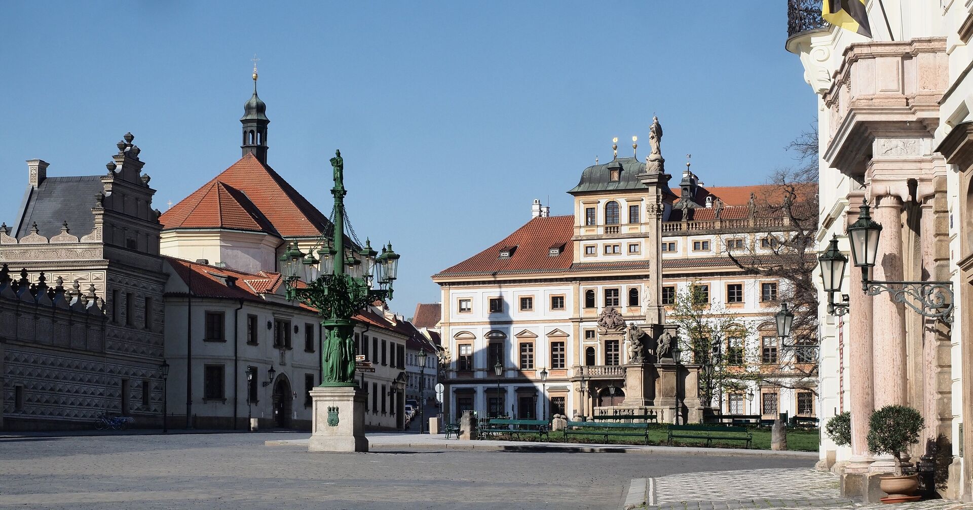 Градчанская площадь в Праге - ИноСМИ, 1920, 20.05.2021