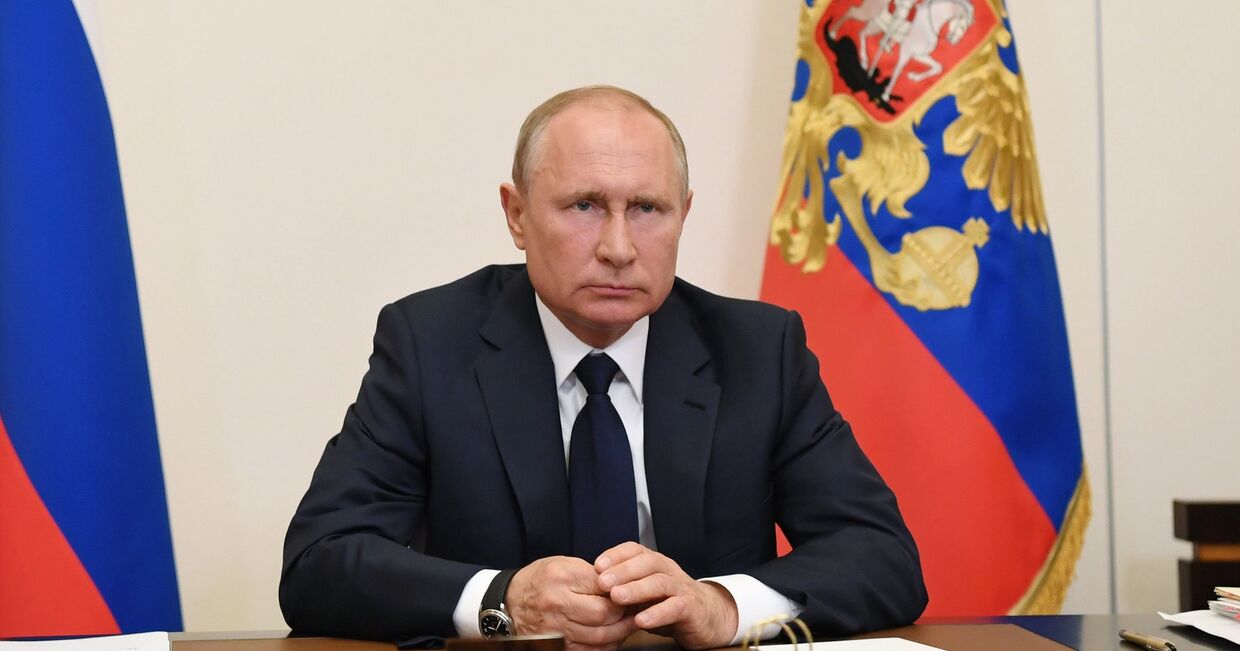 Президент РФ В. Путин провел совещание о ситуации с пандемией коронавируса 11 мая 2020