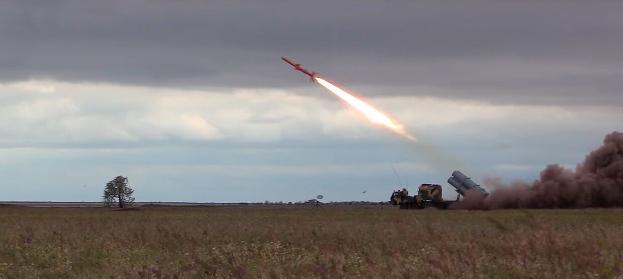 Украинские ракеты поразили две цели в Черном море