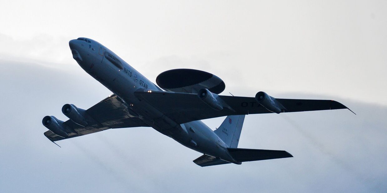 Самолёт Boeing E-3A Sentry