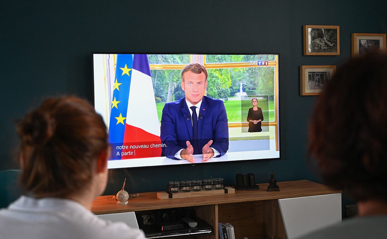 Выступление президента Франции Эммануэля Макрона