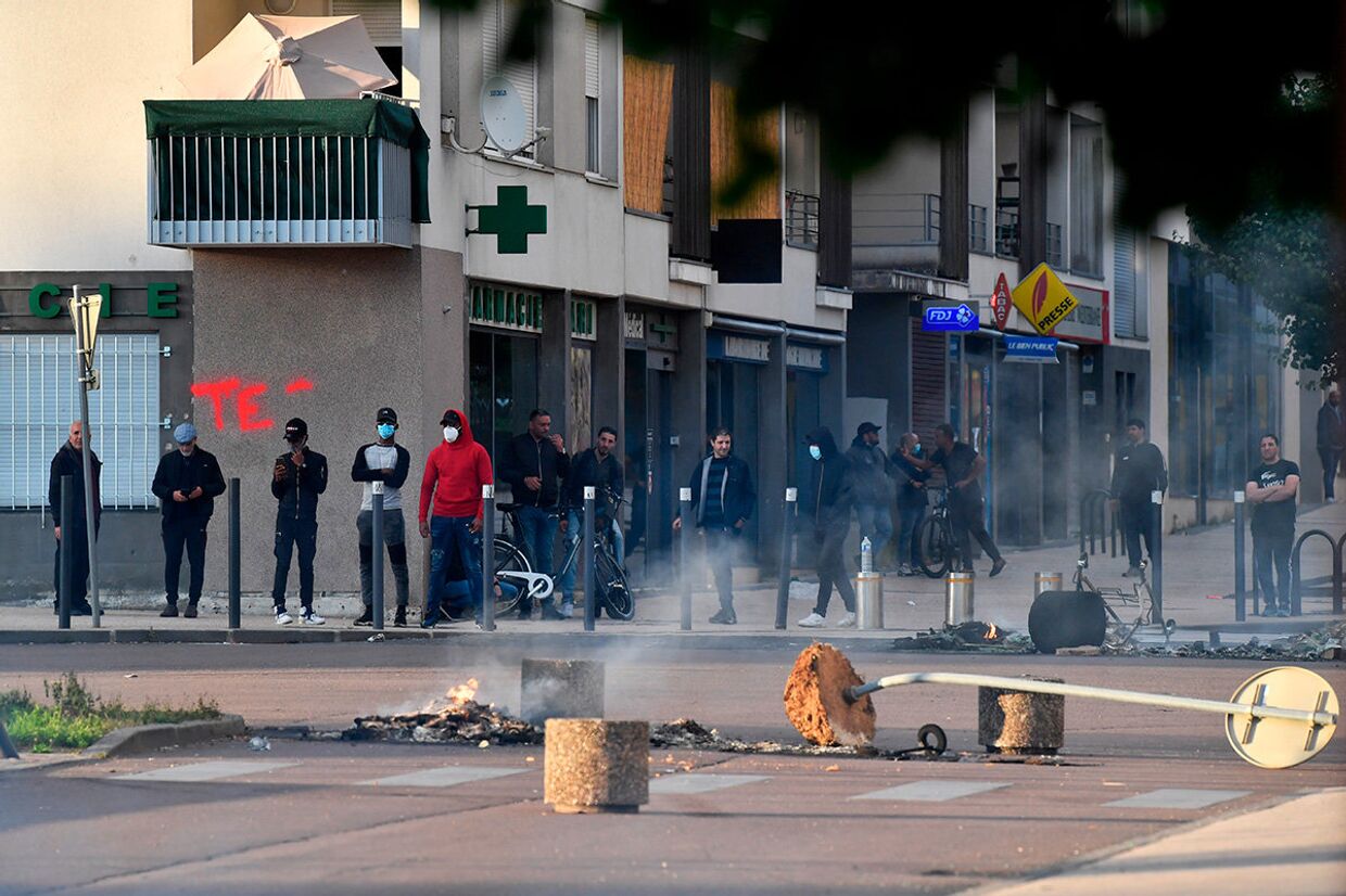 Последствия ночных беспорядков в Дижоне, Франция