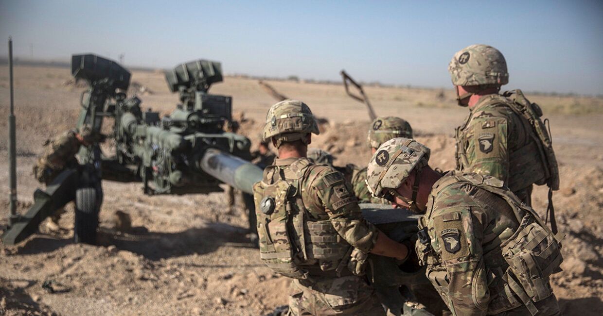 Американские солдаты на аэродроме Бост, Афганистане