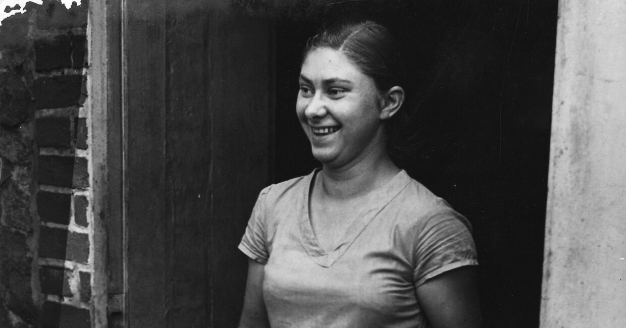 Молодая девушка, Германия. Ок. 1934 - 1945.