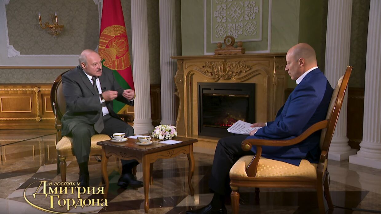 Кадр из интервью Дмитрия Гордона с Александром Лукашенко