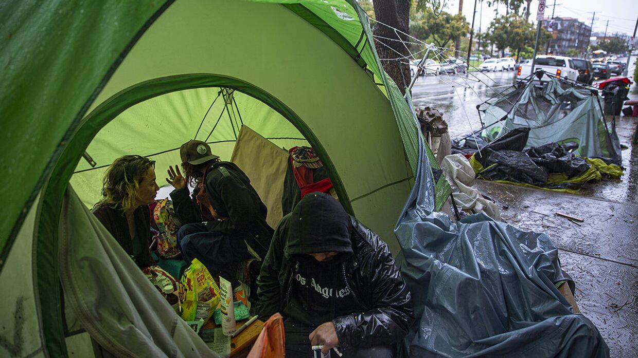 Бездомные в центре Лос-Анджелеса 