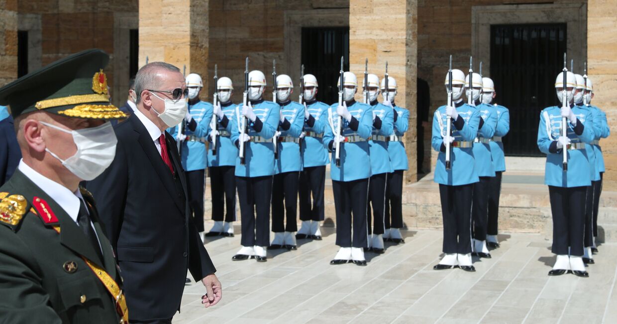 30 августа 2020. Президент Турции Реджеп Тайип Эрдоган на торжественной церемонии в Анкаре