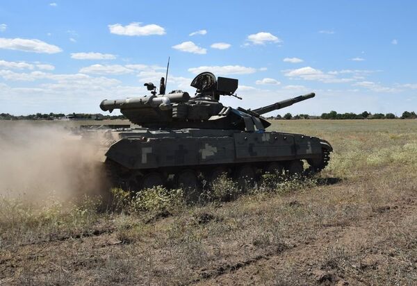 Танковые учения ВСУ на юге Украины 