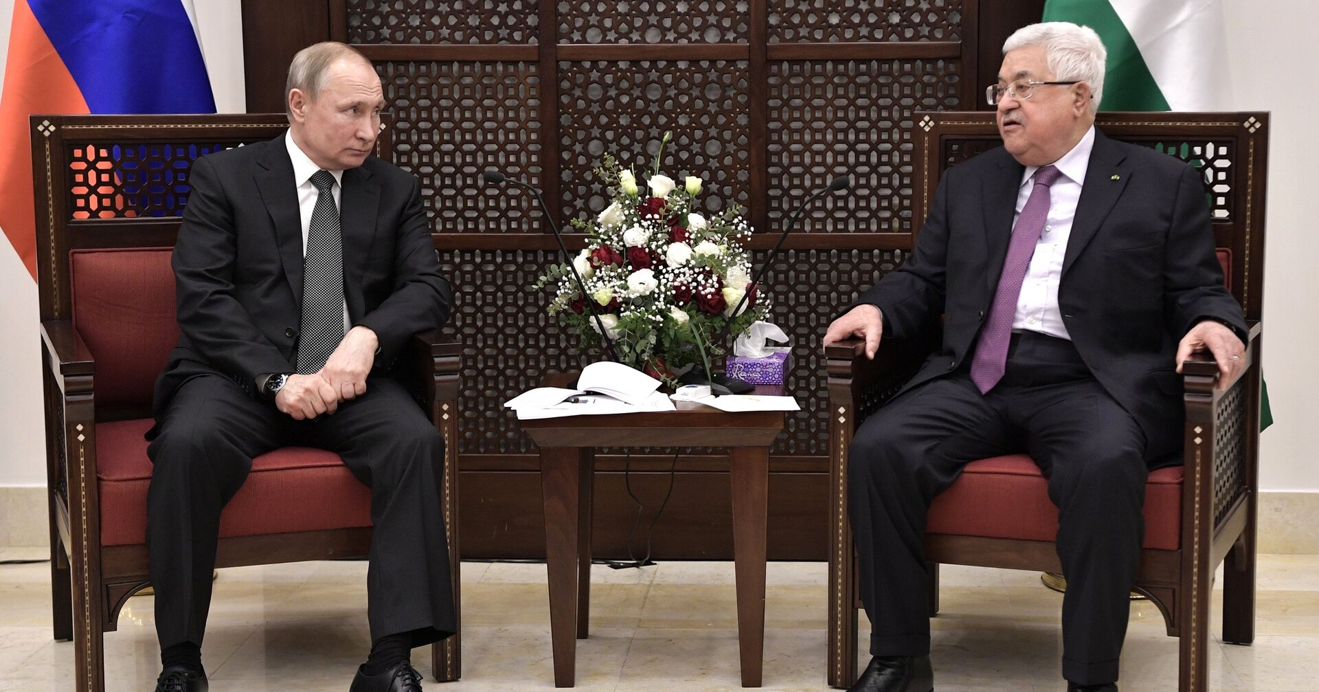 Президент РФ Владимир Путин и президент Государства Палестина Махмуд Аббас во время встречи в Вифлееме 23 января 2020 года - ИноСМИ, 1920, 22.09.2020