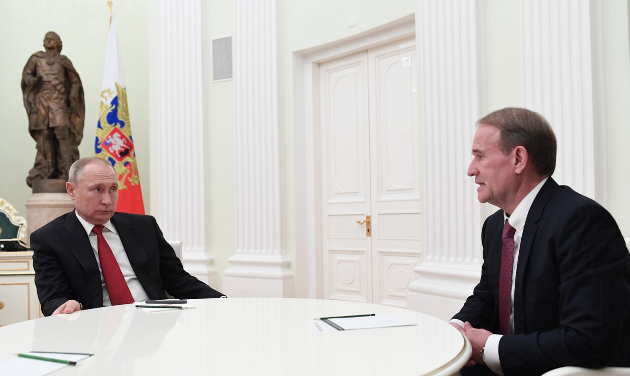 Президент РФ В. Путин встретился с главой политсовета украинской партии Оппозиционная платформа - За жизнь В. Медведчуком