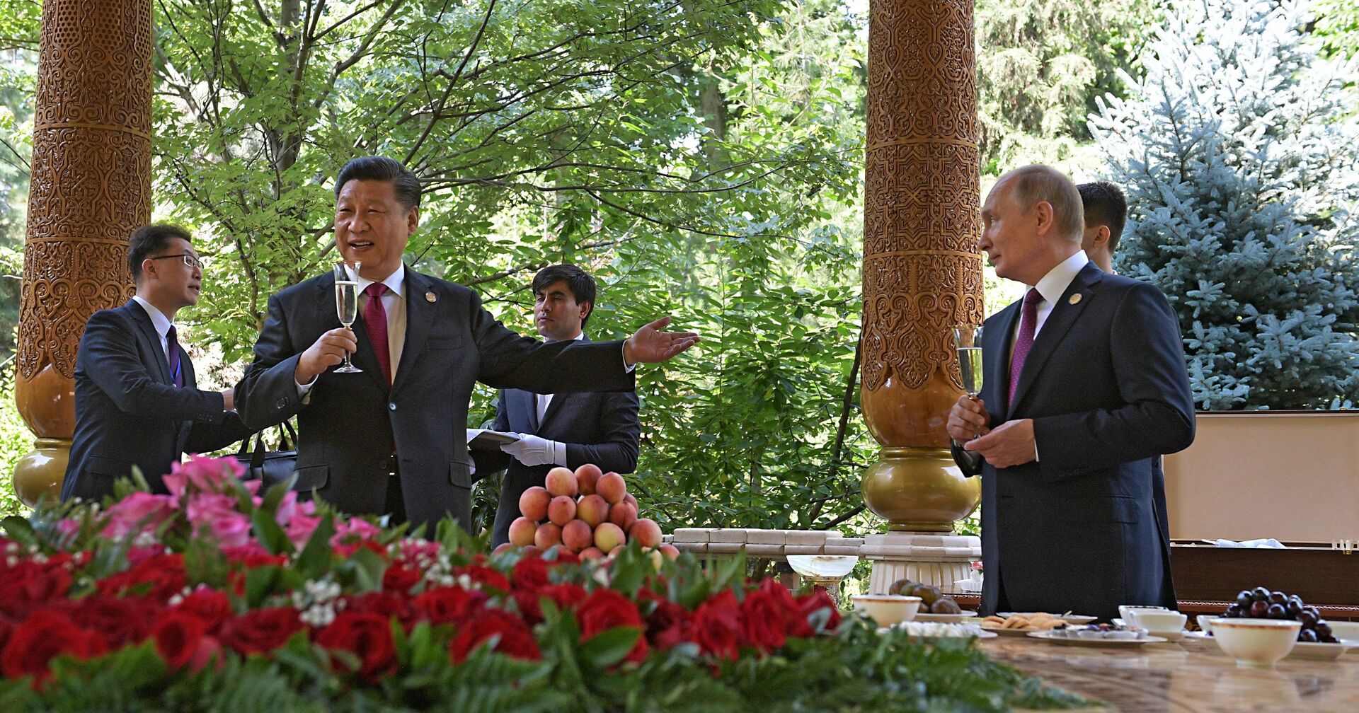 Президент РФ Владимир Путин и председатель КНР Си Цзиньпин в Душанбе - ИноСМИ, 1920, 05.10.2020