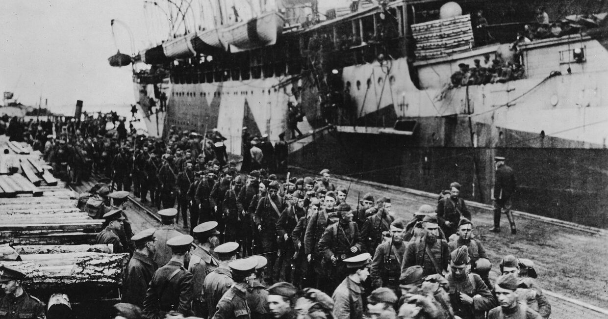Солдаты армии США после высадки в Архангельске в сентябре 1918 года