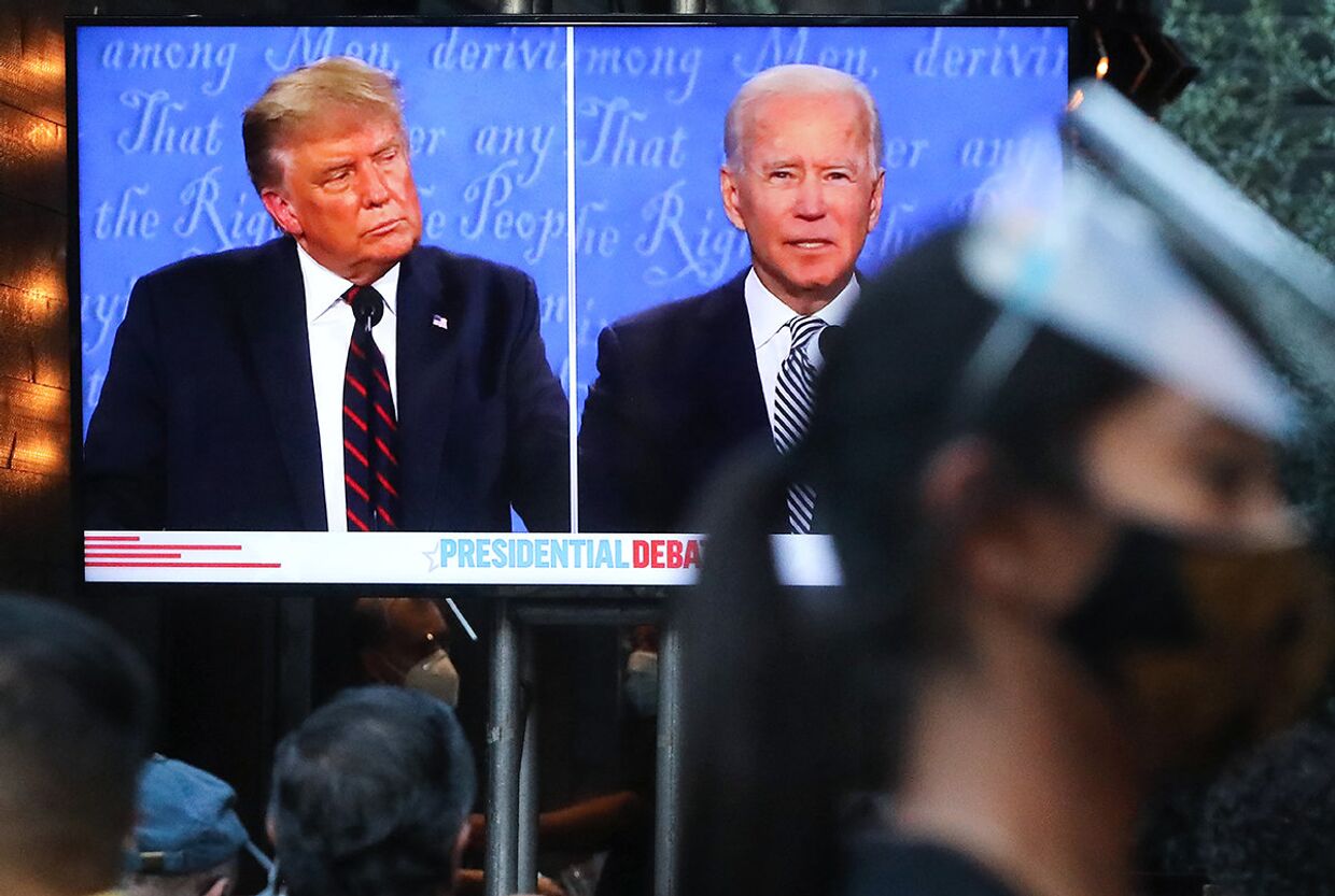 Трансляция дебатов действующего президента США Дональда Трампа и кандидата в президенты США Джо Байдена