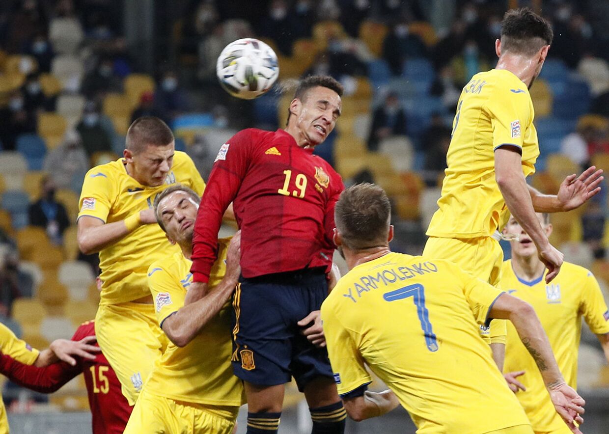 Сборная Украины по футболу во время матча со сборной Испании