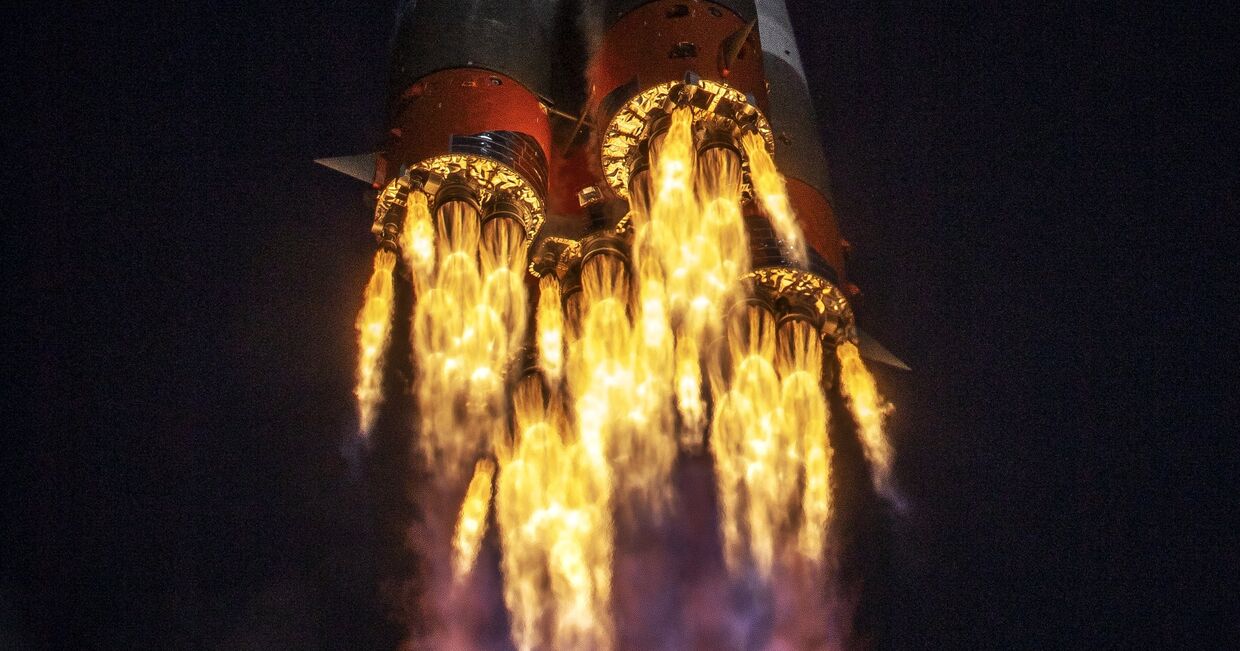 Запуск РН Союз-2-1а с кораблем Союз МС-17 с космодрома Байконур