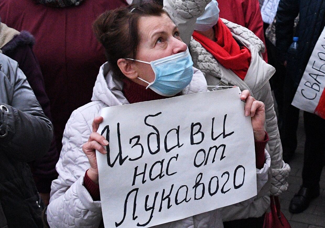 Участница акции протестов пенсионеров в Минске