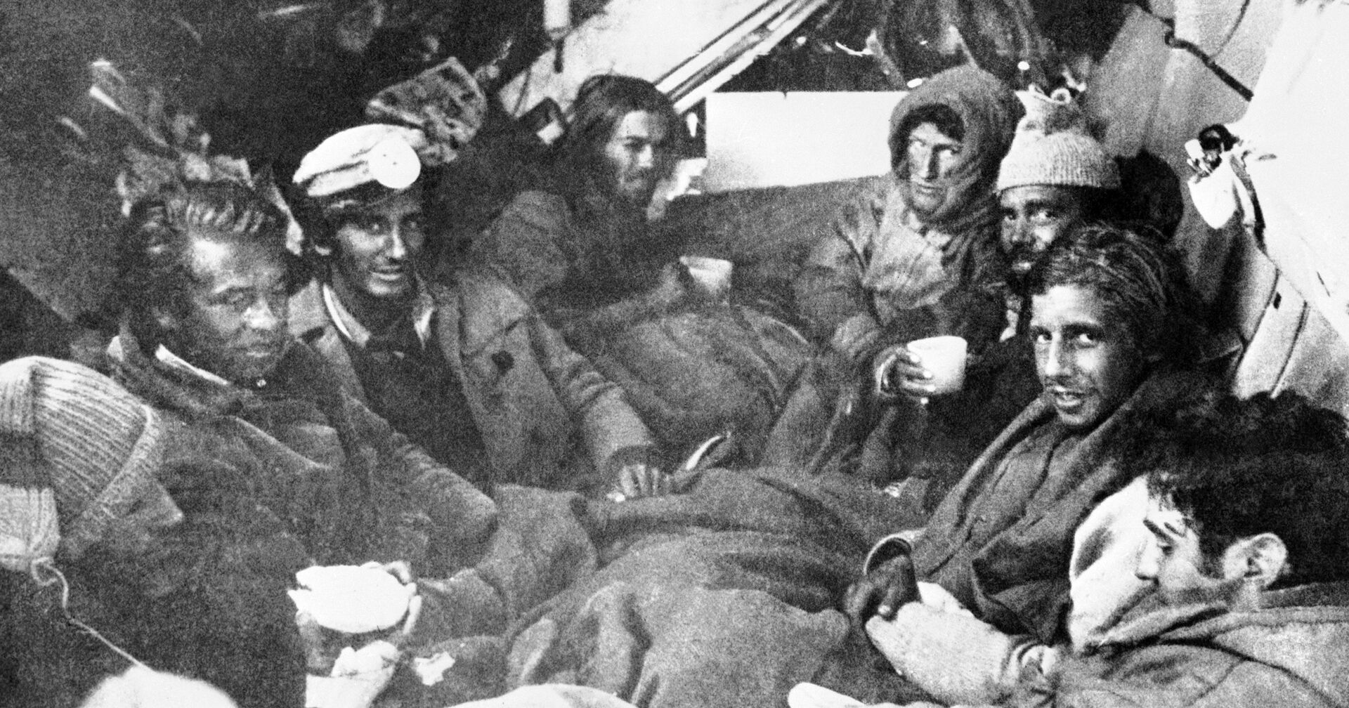 22 декабря 1972. Спасатели прибыли к последним выжившим после крушения самолета в Андах - ИноСМИ, 1920, 18.10.2020