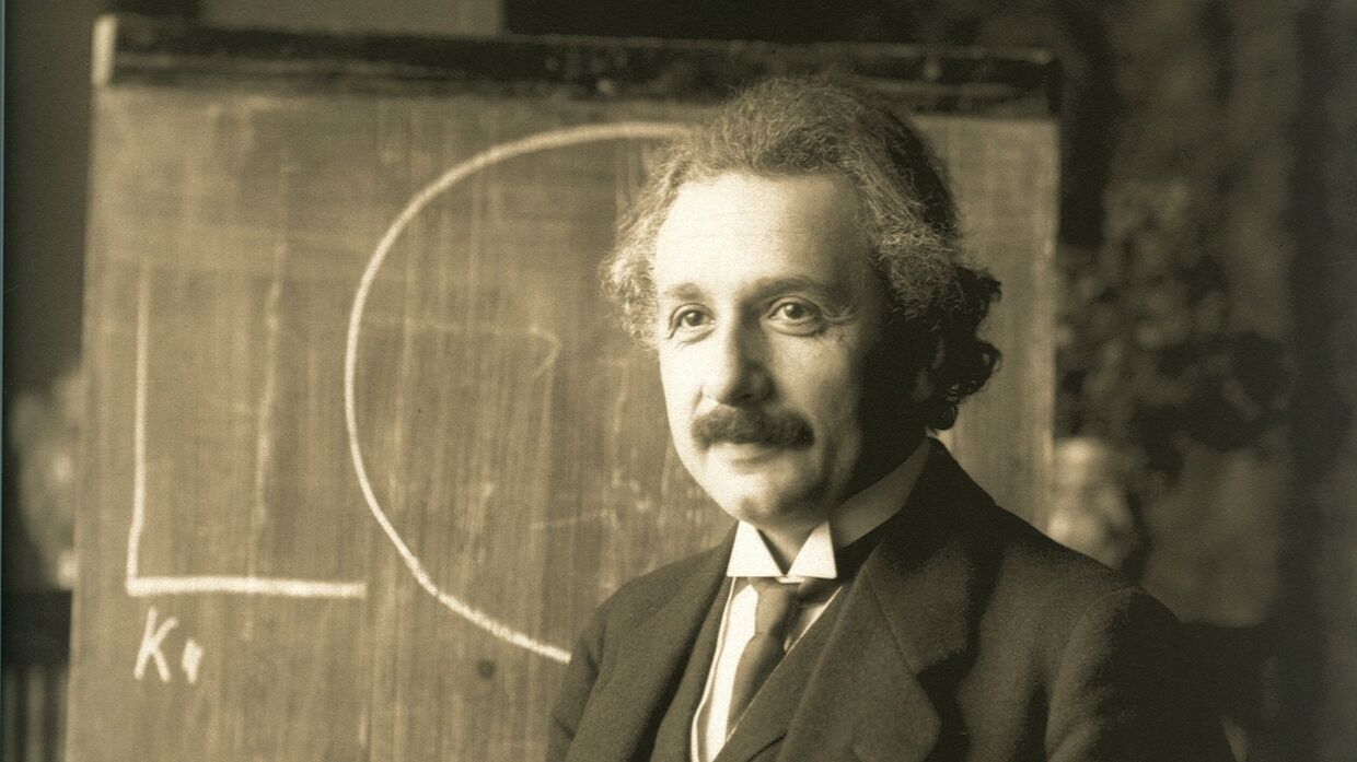 Немецкий физик Альберт Эйнштейн