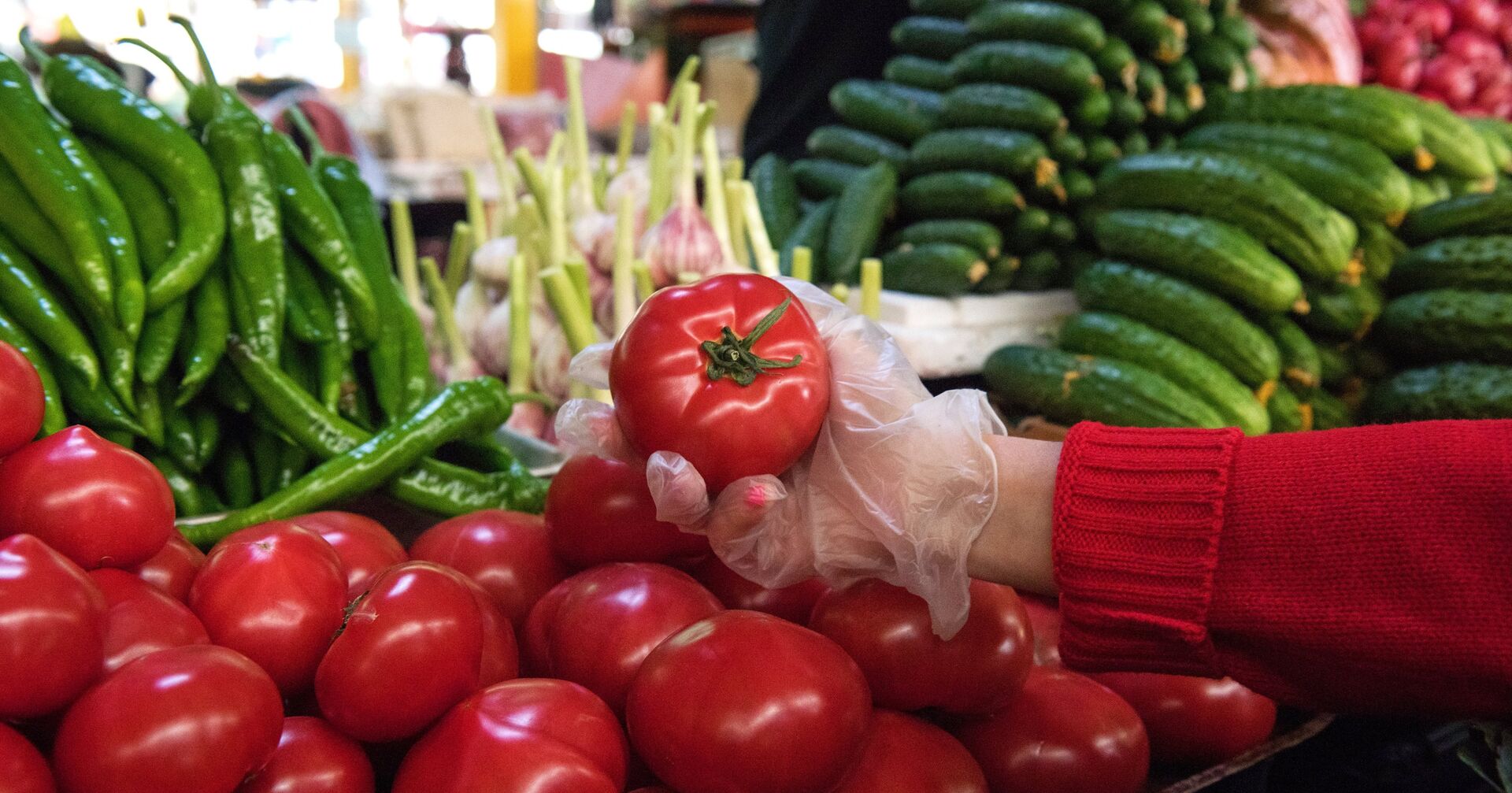 Продажа овощей на Центральном рынке. Сочи Продажа овощей на Центральном рынке. Сочи - ИноСМИ, 1920, 14.05.2021