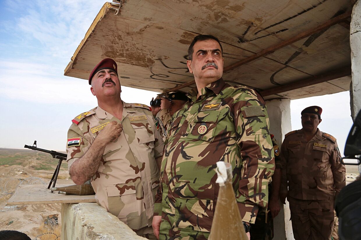 Министр обороны Ирака Наджах аш-Шаммари инспектирует вооруженные силы на границе с Сирией