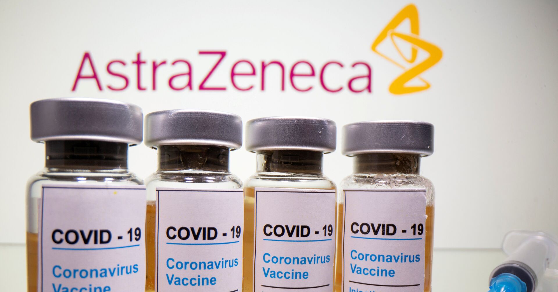 Вакцина от covid-19 компании AstraZeneca - ИноСМИ, 1920, 26.11.2020