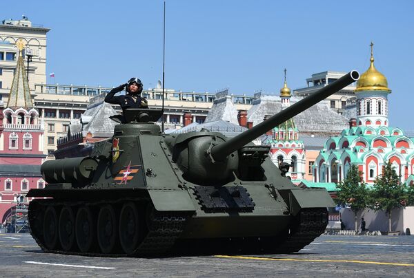 Противотанковая самоходная установка Су-100 Противотанковая самоходная установка Су-100