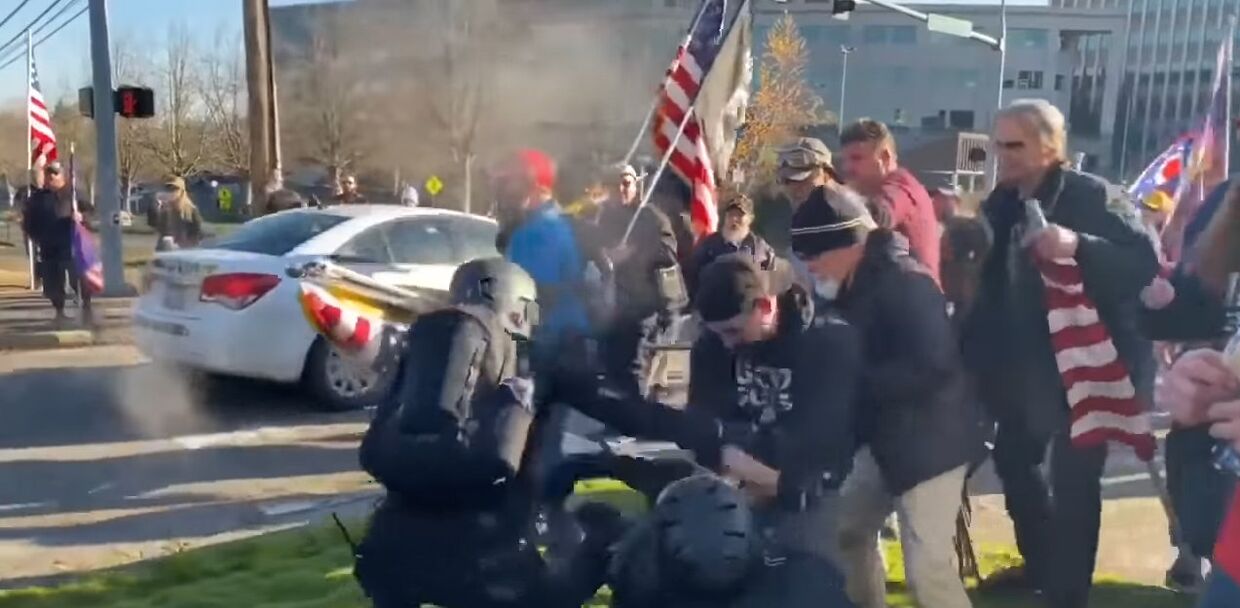 Столкновения в Олимпии, штат Вашингтон