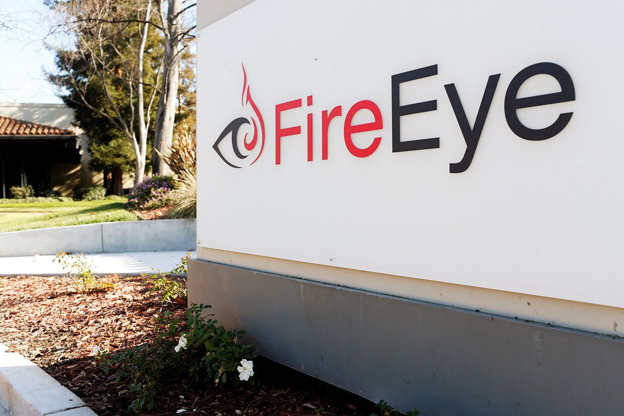 Логотип компании FireEye в Милпитасе, штат Калифорния