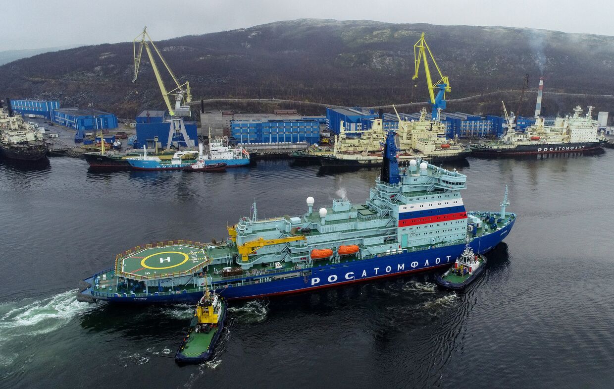 Прибытие атомного ледокола «Арктика» в порт Мурманска