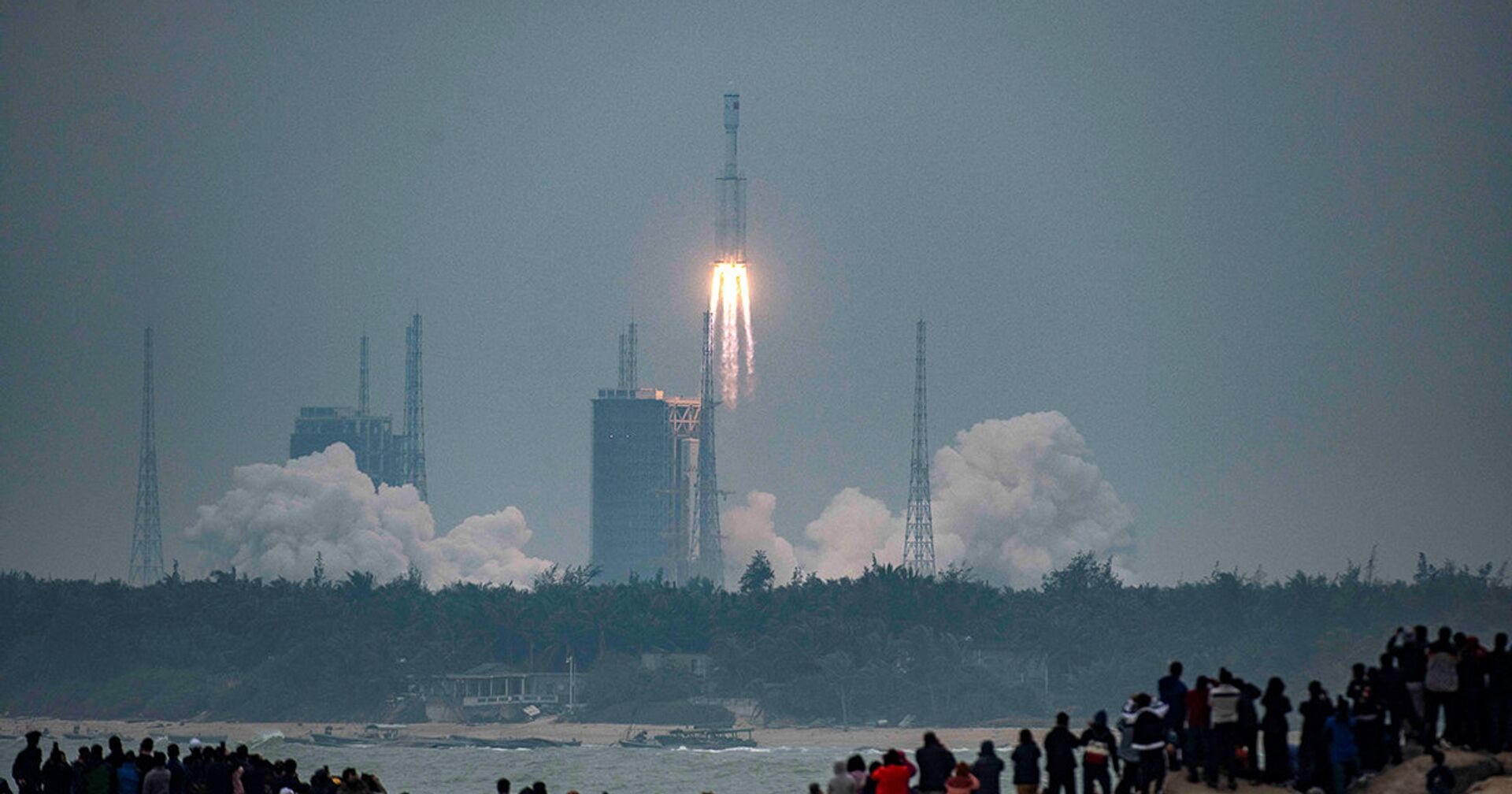 Запуск новейшей китайской ракеты-носителя «Чанчжэн-8» с космодрома Вэньчан в провинции Хайнань - ИноСМИ, 1920, 22.12.2020