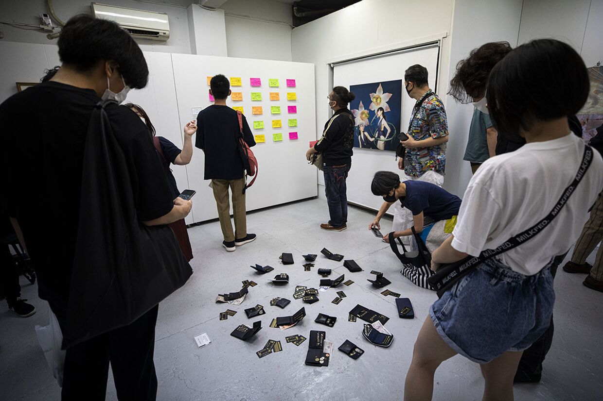 «Выставка искусства, которое можно украсть» в Токио, Япония