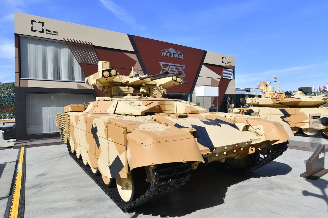 Боевая машина поддержки танков (БМПТ-72) «Терминатор-2» на выставке вооружений Международного военно-технического форума (МВТФ) «Армия-2020» в военно-патриотическом парке «Патриот»