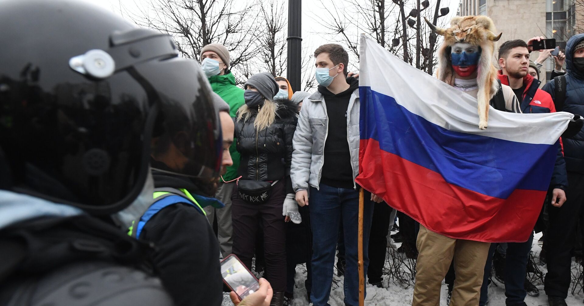 Участники несанкционированной акции сторонников Алексея Навального в Москве - ИноСМИ, 1920, 27.01.2021